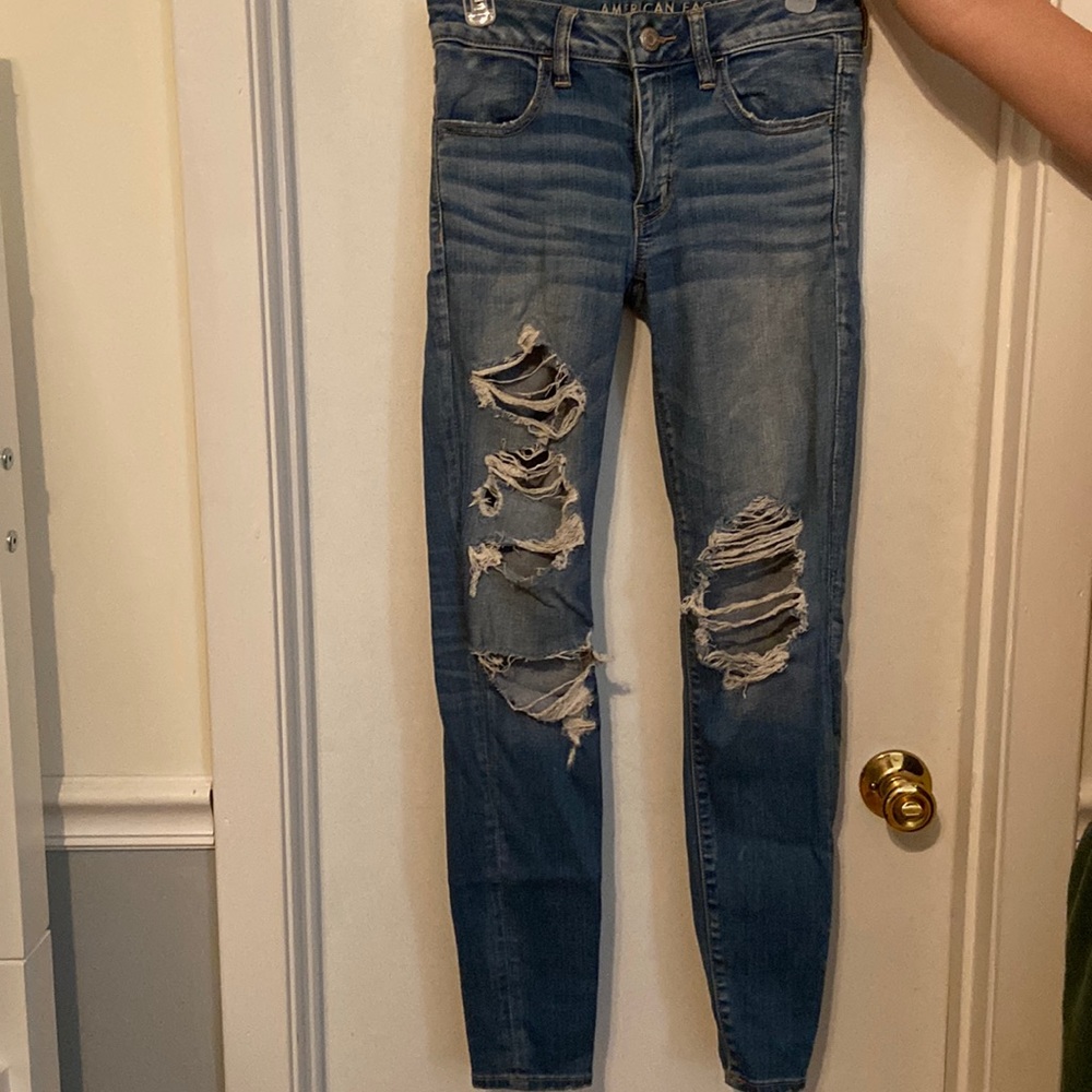 american eagle jeans with rips